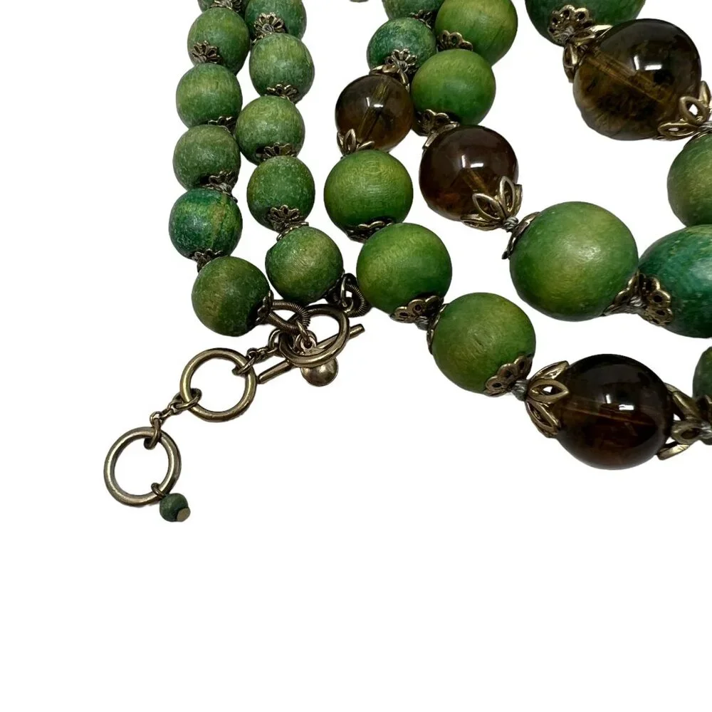Liz Claiborne Necklace Green Wood Glass Beads Gold Tone Toggle Clasp‎
